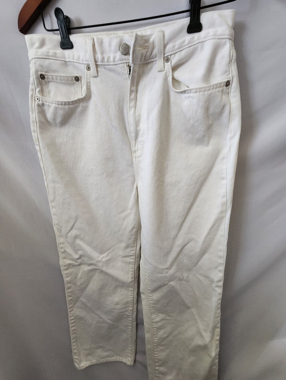 Denim Forum White Jeans. Size 29